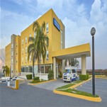 Fachada_del hotel_City_Express_by_Marriott_Monterrey_Santa_Catarina
