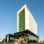 Fachada_del_hotel_Hilton_Garden_Inn_Aguascalientes_Colosio