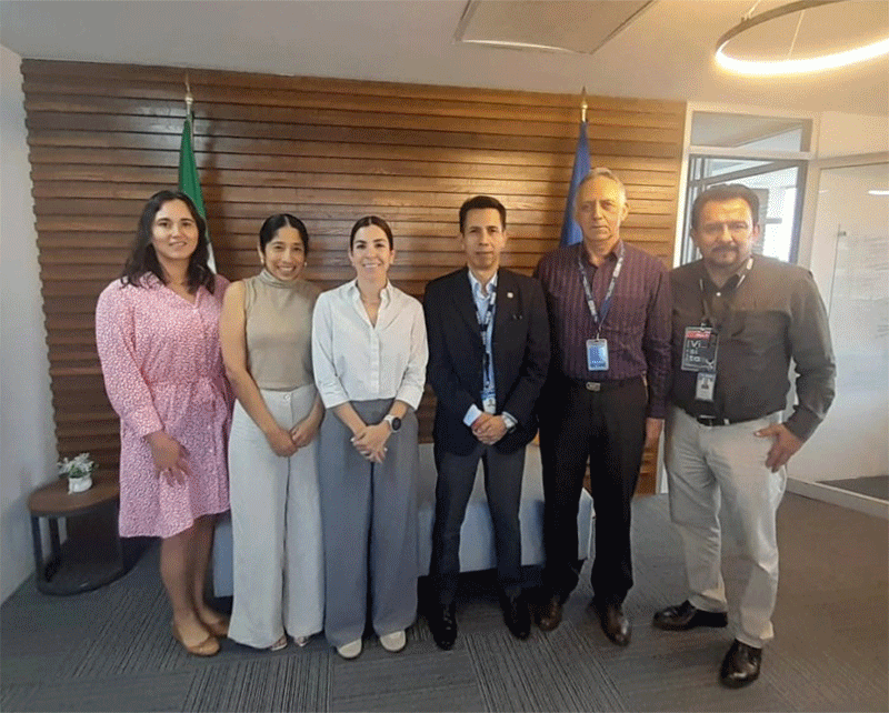 asistentes a la reunión.