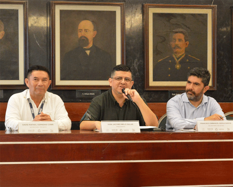 participantes y asistentes a la sesión.