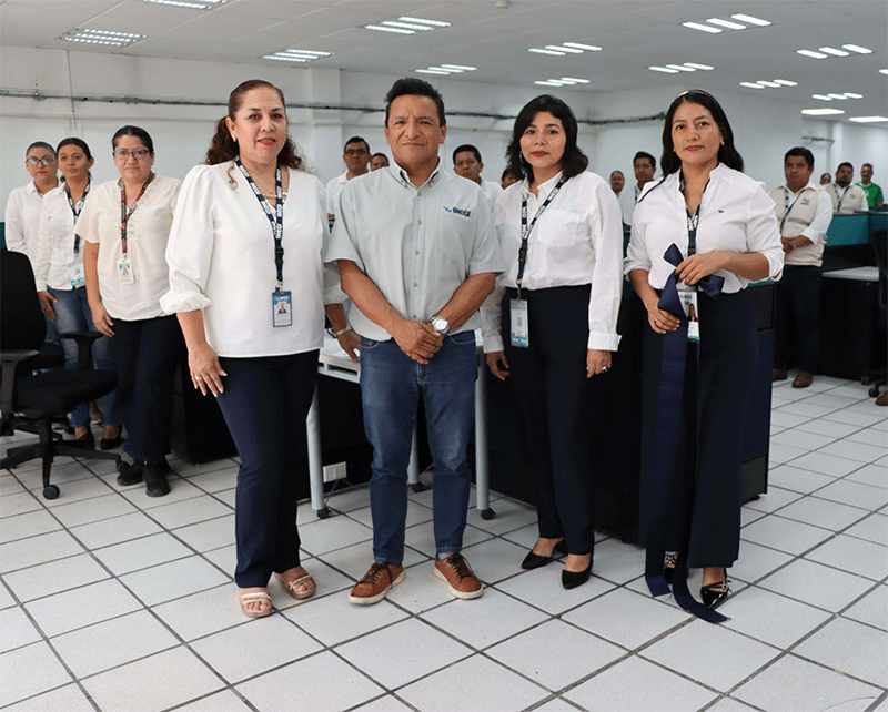  autoridades e inmueble.