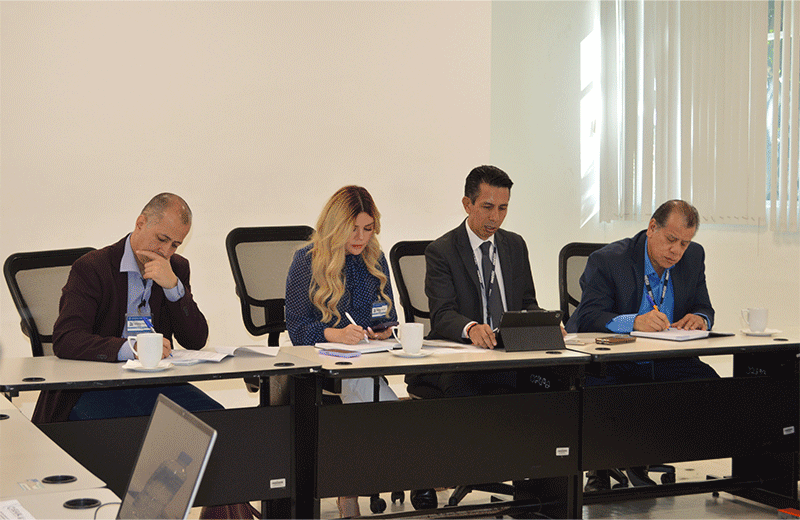  personas asistentes a la reunión.