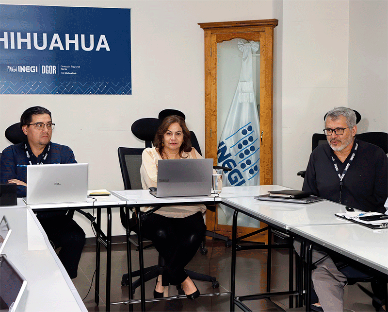 autoridades y personal asistente a las reuniones.