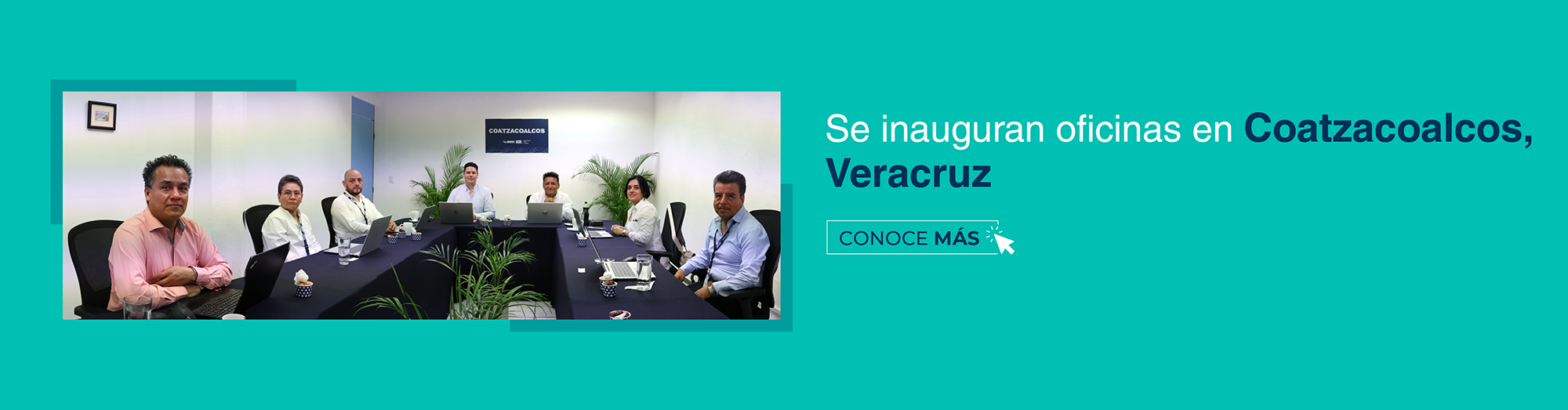 autoridades y personal en acto protocolario y recorrido.